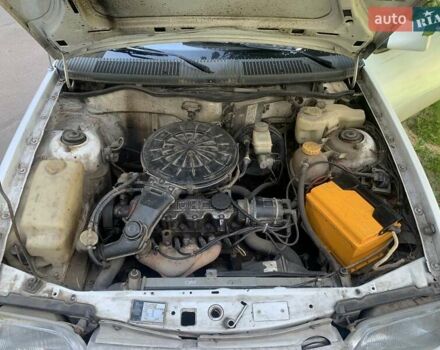 Белый Опель Кадет, объемом двигателя 1.3 л и пробегом 320 тыс. км за 900 $, фото 9 на Automoto.ua