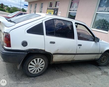 Белый Опель Кадет, объемом двигателя 0 л и пробегом 3 тыс. км за 639 $, фото 1 на Automoto.ua