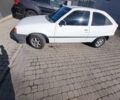Белый Опель Кадет, объемом двигателя 1.3 л и пробегом 60 тыс. км за 1600 $, фото 3 на Automoto.ua