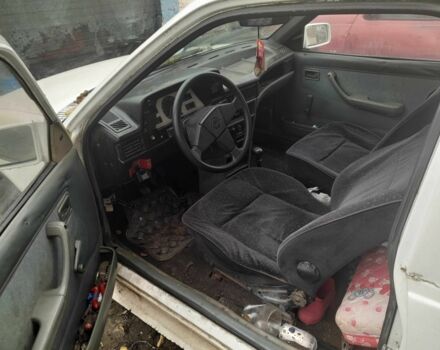 Белый Опель Кадет, объемом двигателя 1.3 л и пробегом 450 тыс. км за 310 $, фото 3 на Automoto.ua