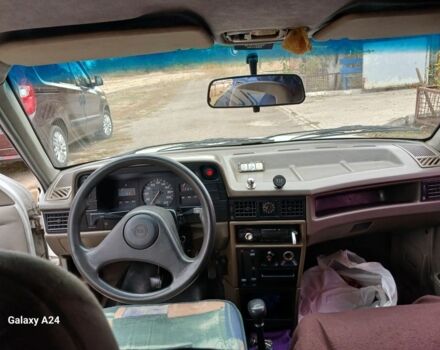 Белый Опель Кадет, объемом двигателя 1.6 л и пробегом 200 тыс. км за 1200 $, фото 4 на Automoto.ua