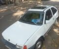 Белый Опель Кадет, объемом двигателя 1.4 л и пробегом 300 тыс. км за 35999 $, фото 1 на Automoto.ua
