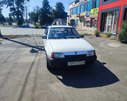 Білий Опель Кадет, об'ємом двигуна 1.3 л та пробігом 200 тис. км за 850 $, фото 1 на Automoto.ua