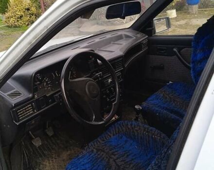 Белый Опель Кадет, объемом двигателя 1.4 л и пробегом 300 тыс. км за 800 $, фото 1 на Automoto.ua