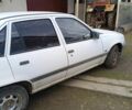 Белый Опель Кадет, объемом двигателя 1.4 л и пробегом 300 тыс. км за 800 $, фото 3 на Automoto.ua