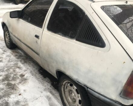 Білий Опель Кадет, об'ємом двигуна 1.4 л та пробігом 90 тис. км за 500 $, фото 7 на Automoto.ua