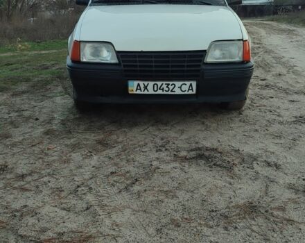 Білий Опель Кадет, об'ємом двигуна 0 л та пробігом 100 тис. км за 710 $, фото 1 на Automoto.ua