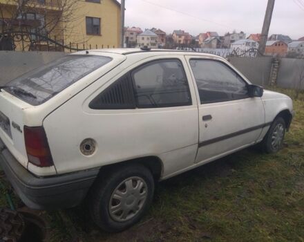 Белый Опель Кадет, объемом двигателя 1.3 л и пробегом 400 тыс. км за 592 $, фото 1 на Automoto.ua