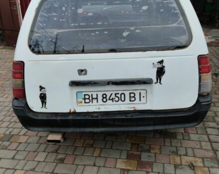 Белый Опель Кадет, объемом двигателя 1 л и пробегом 1000 тыс. км за 355 $, фото 1 на Automoto.ua