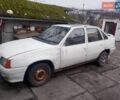Белый Опель Кадет, объемом двигателя 1.6 л и пробегом 721 тыс. км за 500 $, фото 1 на Automoto.ua