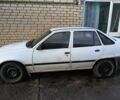 Белый Опель Кадет, объемом двигателя 1.6 л и пробегом 320 тыс. км за 841 $, фото 6 на Automoto.ua