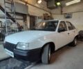 Белый Опель Кадет, объемом двигателя 1.3 л и пробегом 179 тыс. км за 1700 $, фото 1 на Automoto.ua