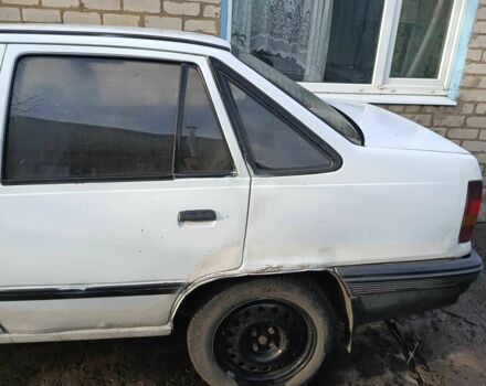 Белый Опель Кадет, объемом двигателя 1.6 л и пробегом 320 тыс. км за 35000 $, фото 2 на Automoto.ua