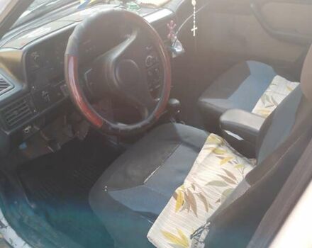 Белый Опель Кадет, объемом двигателя 1.6 л и пробегом 200 тыс. км за 594 $, фото 3 на Automoto.ua