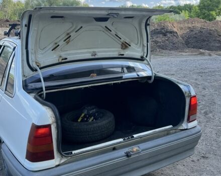 Белый Опель Кадет, объемом двигателя 0 л и пробегом 87 тыс. км за 750 $, фото 13 на Automoto.ua