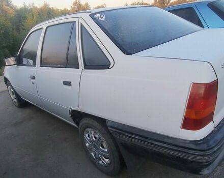 Білий Опель Кадет, об'ємом двигуна 1 л та пробігом 300 тис. км за 1300 $, фото 5 на Automoto.ua