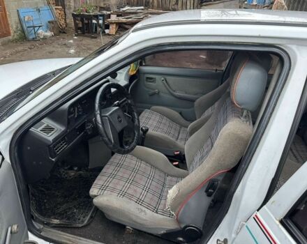 Белый Опель Кадет, объемом двигателя 1.3 л и пробегом 799 тыс. км за 1100 $, фото 3 на Automoto.ua