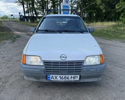 Белый Опель Кадет, объемом двигателя 0 л и пробегом 87 тыс. км за 750 $, фото 5 на Automoto.ua