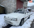 Белый Опель Кадет, объемом двигателя 1.6 л и пробегом 180 тыс. км за 650 $, фото 2 на Automoto.ua