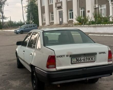 Білий Опель Кадет, об'ємом двигуна 1.8 л та пробігом 222 тис. км за 700 $, фото 3 на Automoto.ua