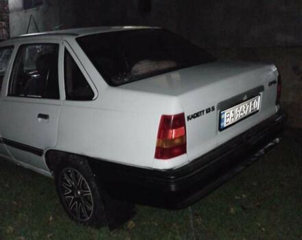 Белый Опель Кадет, объемом двигателя 1.3 л и пробегом 250 тыс. км за 1300 $, фото 5 на Automoto.ua