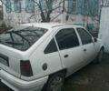 Белый Опель Кадет, объемом двигателя 1.6 л и пробегом 200 тыс. км за 1159 $, фото 2 на Automoto.ua