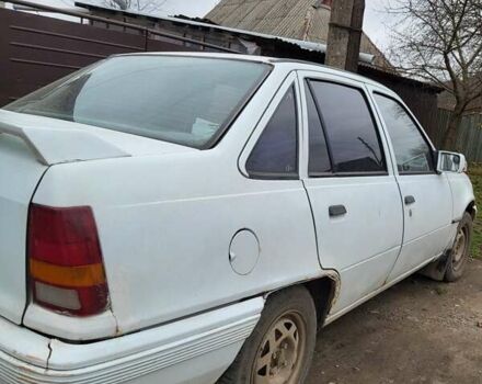 Білий Опель Кадет, об'ємом двигуна 1.6 л та пробігом 99 тис. км за 1000 $, фото 3 на Automoto.ua
