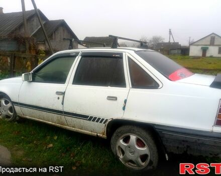 Белый Опель Кадет, объемом двигателя 1.4 л и пробегом 0 тыс. км за 470 $, фото 1 на Automoto.ua
