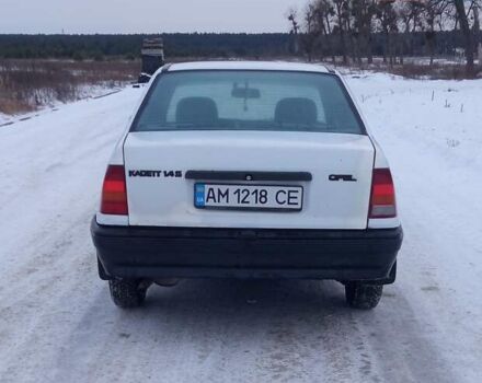 Білий Опель Кадет, об'ємом двигуна 1.4 л та пробігом 39 тис. км за 750 $, фото 5 на Automoto.ua