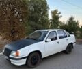 Белый Опель Кадет, объемом двигателя 0 л и пробегом 100 тыс. км за 561 $, фото 1 на Automoto.ua