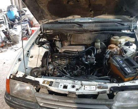 Белый Опель Кадет, объемом двигателя 1.7 л и пробегом 250 тыс. км за 1250 $, фото 2 на Automoto.ua