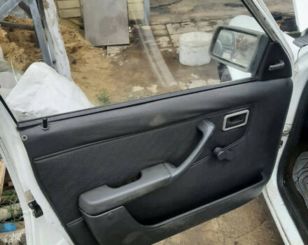 Белый Опель Кадет, объемом двигателя 1.7 л и пробегом 250 тыс. км за 1250 $, фото 4 на Automoto.ua