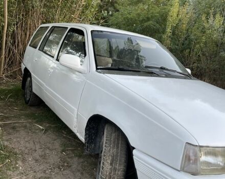 Белый Опель Кадет, объемом двигателя 1.8 л и пробегом 100 тыс. км за 1000 $, фото 2 на Automoto.ua