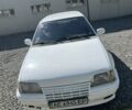 Белый Опель Кадет, объемом двигателя 1.8 л и пробегом 240 тыс. км за 1250 $, фото 1 на Automoto.ua