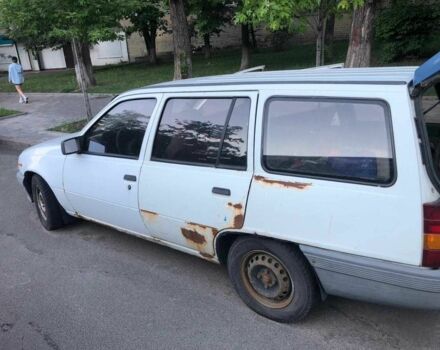 Білий Опель Кадет, об'ємом двигуна 1.3 л та пробігом 300 тис. км за 450 $, фото 7 на Automoto.ua