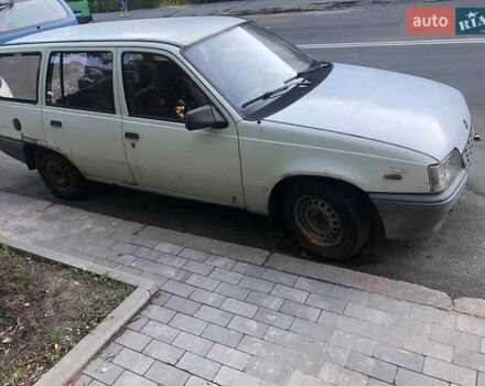 Белый Опель Кадет, объемом двигателя 0 л и пробегом 500 тыс. км за 999 $, фото 4 на Automoto.ua