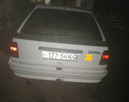 Білий Опель Кадет, об'ємом двигуна 0 л та пробігом 100 тис. км за 718 $, фото 2 на Automoto.ua