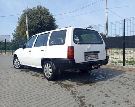 Белый Опель Кадет, объемом двигателя 1.6 л и пробегом 1000 тыс. км за 950 $, фото 1 на Automoto.ua