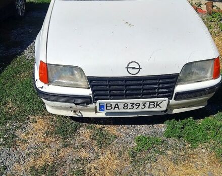 Білий Опель Кадет, об'ємом двигуна 1.3 л та пробігом 0 тис. км за 700 $, фото 1 на Automoto.ua