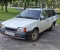 Белый Опель Кадет, объемом двигателя 1.6 л и пробегом 200 тыс. км за 449 $, фото 1 на Automoto.ua