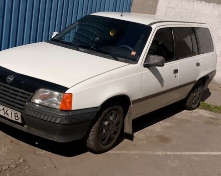 Білий Опель Кадет, об'ємом двигуна 0 л та пробігом 500 тис. км за 1750 $, фото 1 на Automoto.ua