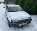 Белый Опель Кадет, объемом двигателя 1.3 л и пробегом 520 тыс. км за 2400 $, фото 1 на Automoto.ua