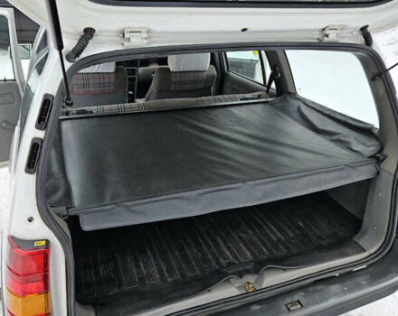 Белый Опель Кадет, объемом двигателя 1.6 л и пробегом 62 тыс. км за 2650 $, фото 5 на Automoto.ua