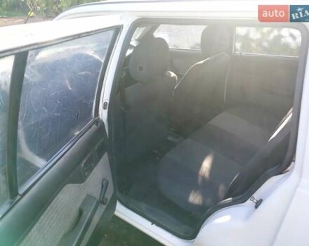 Белый Опель Кадет, объемом двигателя 1.6 л и пробегом 180 тыс. км за 1700 $, фото 11 на Automoto.ua