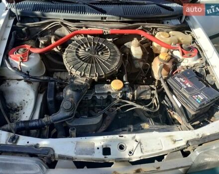 Белый Опель Кадет, объемом двигателя 1.6 л и пробегом 180 тыс. км за 1700 $, фото 13 на Automoto.ua