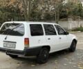 Белый Опель Кадет, объемом двигателя 1.7 л и пробегом 120 тыс. км за 1200 $, фото 3 на Automoto.ua