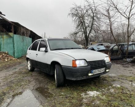 Белый Опель Кадет, объемом двигателя 1.3 л и пробегом 600 тыс. км за 686 $, фото 1 на Automoto.ua