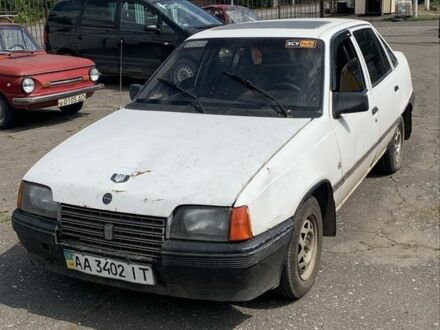 Опель Кадет 1986 в Краматорске на Automoto.ua Белый Опель Кадет, объемом двигателя 1.3 л и пробегом 25 тыс. км за 481 $, фото 1 на Automoto.ua