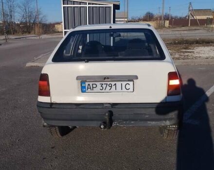 Белый Опель Кадет, объемом двигателя 1.6 л и пробегом 300 тыс. км за 1700 $, фото 1 на Automoto.ua