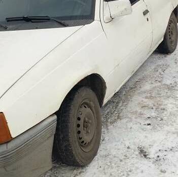 Білий Опель Кадет, об'ємом двигуна 1.6 л та пробігом 257 тис. км за 1069 $, фото 1 на Automoto.ua